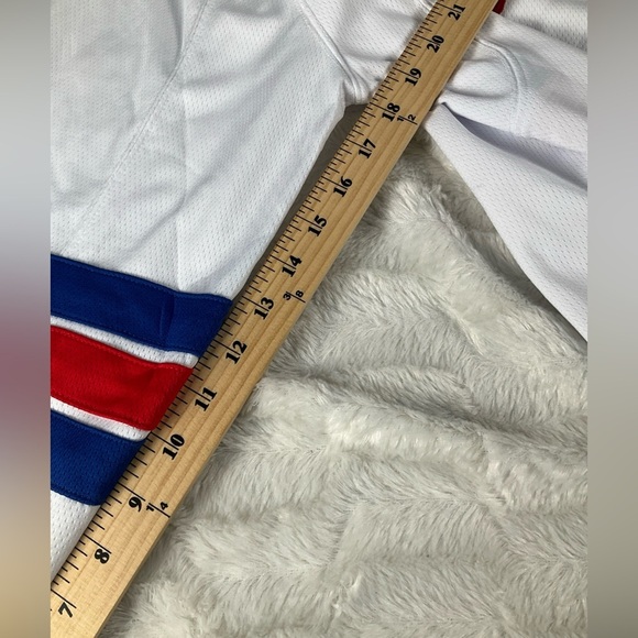 New York Rangers Fanatics Men’s White Medium NHL Breakaway Jersey NWT - Picture 10 of 11